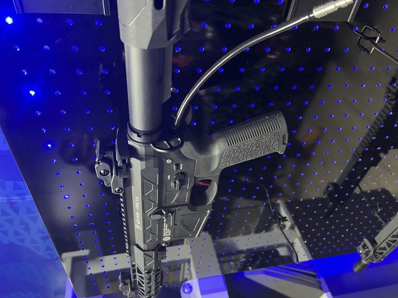 HPA Freya - R15 7" CNC Mlok Alpha galerie