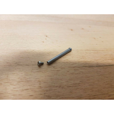 AR15 středový kolík se šroubem (Čep pro tělo a mechabox)